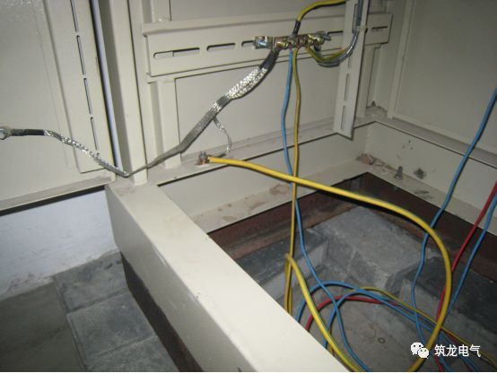 《建筑電氣工程施工質量驗收規范》GB50303-2015 配電箱(機柜)安裝詳細說明！