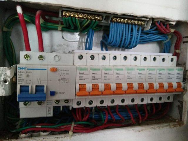 主頁配電箱 63A或40A，用于總漏電保護和空氣開關？讀完之后，我完全明白了！